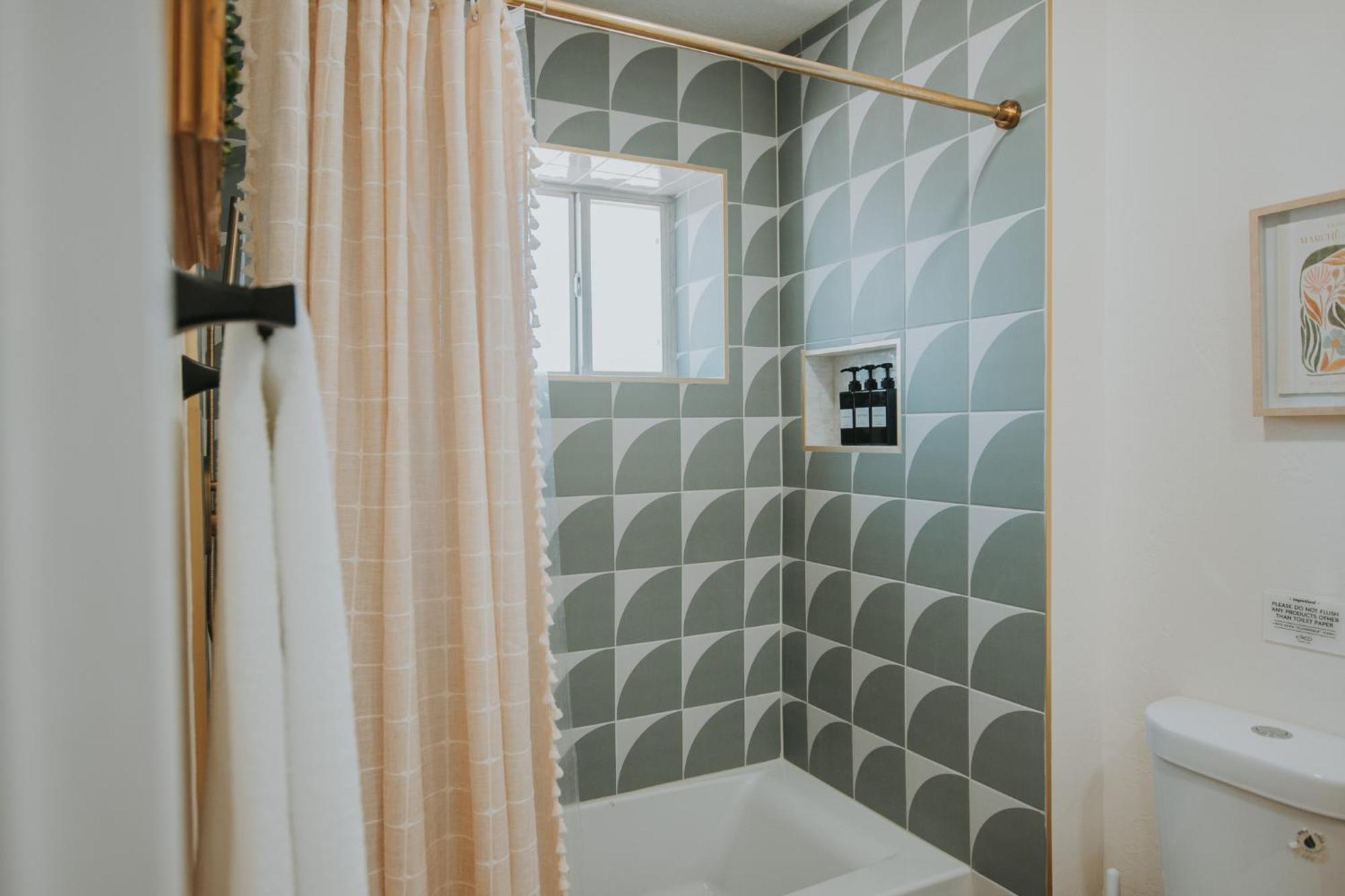 Bohemian Chic An Eclectic Escape-Hot Tub-Pet Friendly-No Pet Fees! Villa Albuquerque Ngoại thất bức ảnh