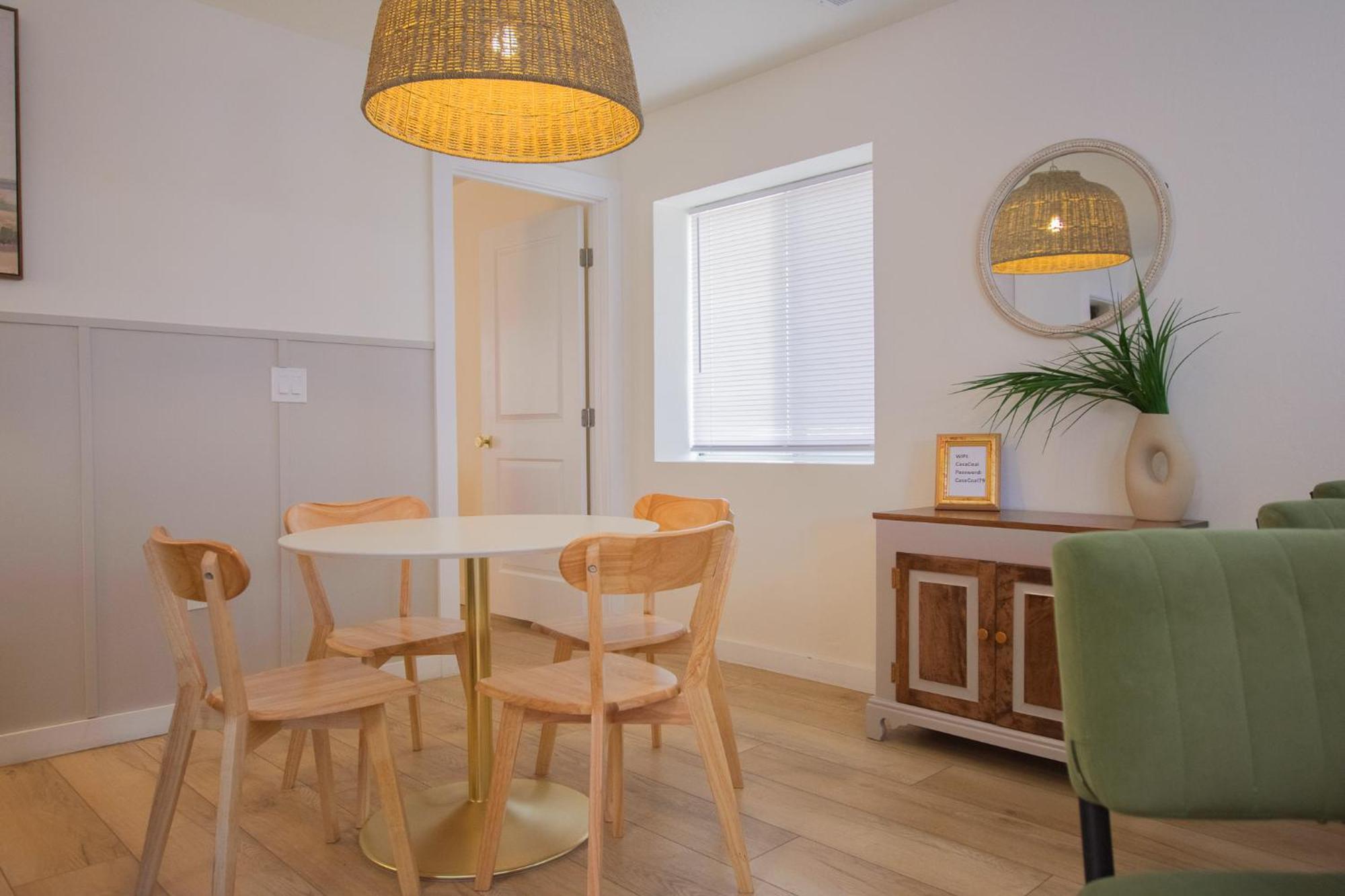 Bohemian Chic An Eclectic Escape-Hot Tub-Pet Friendly-No Pet Fees! Villa Albuquerque Ngoại thất bức ảnh